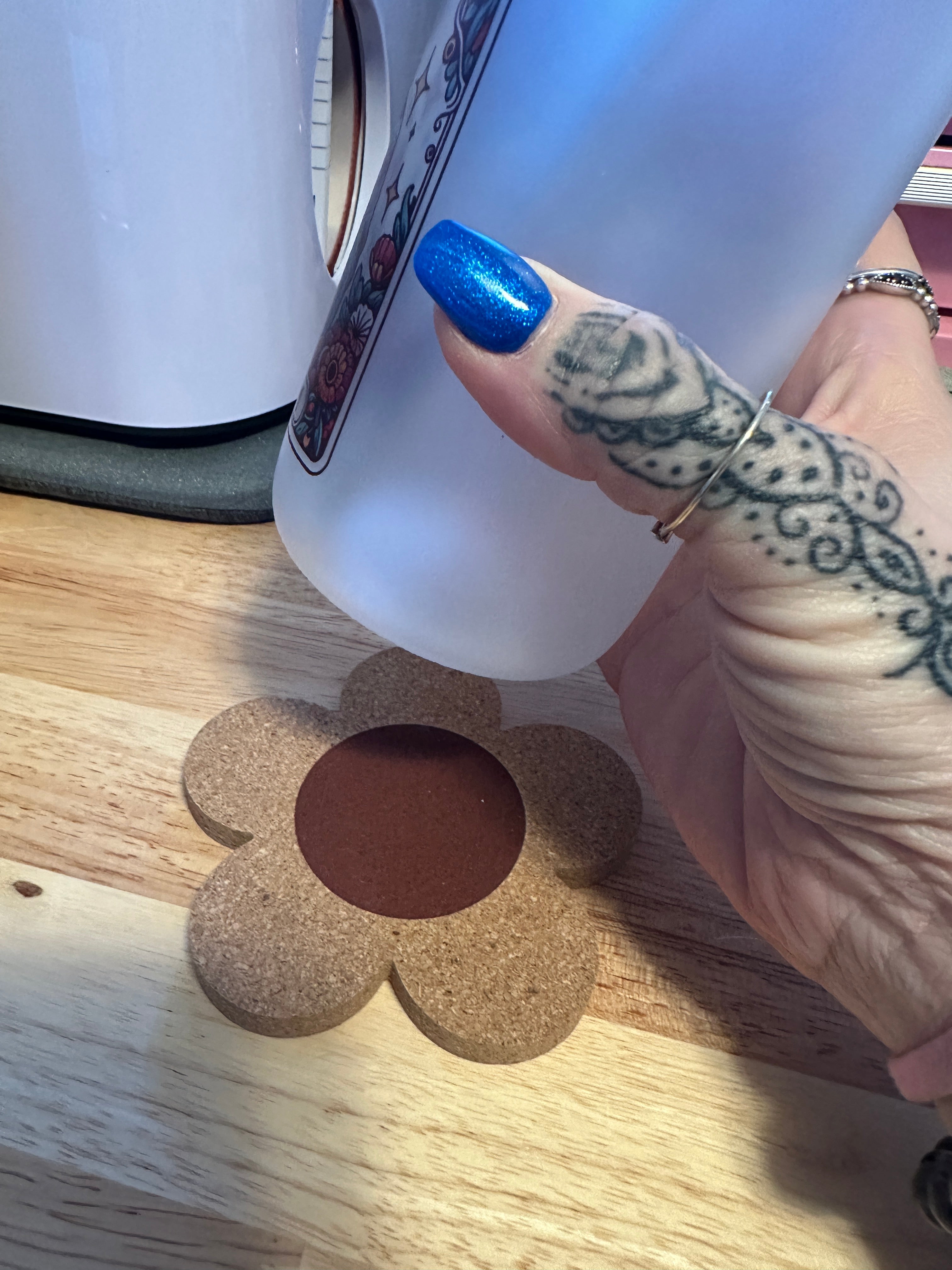 Boho Style Cork Coasters Table Protection Coasters​ Absorbent Cork Coasters for Drinks Handmade Flower Cork Coasters Flower-Shaped Cork Coasters Daisy Flower Cork Coasters